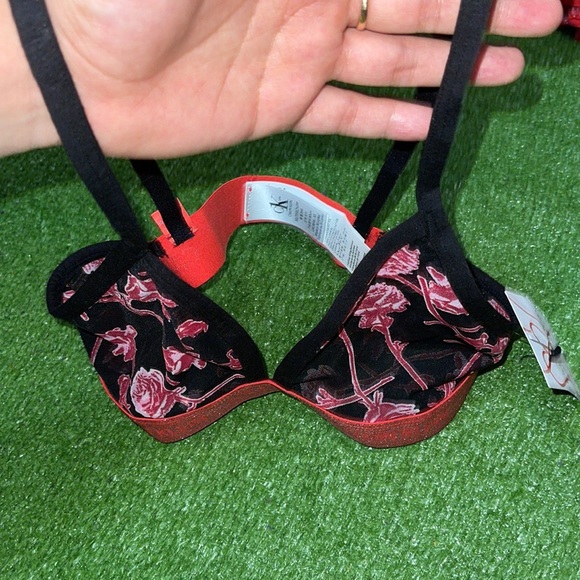 Calvin Klein Women’s Triangle Bralette🆕 - Picture 10 of 12